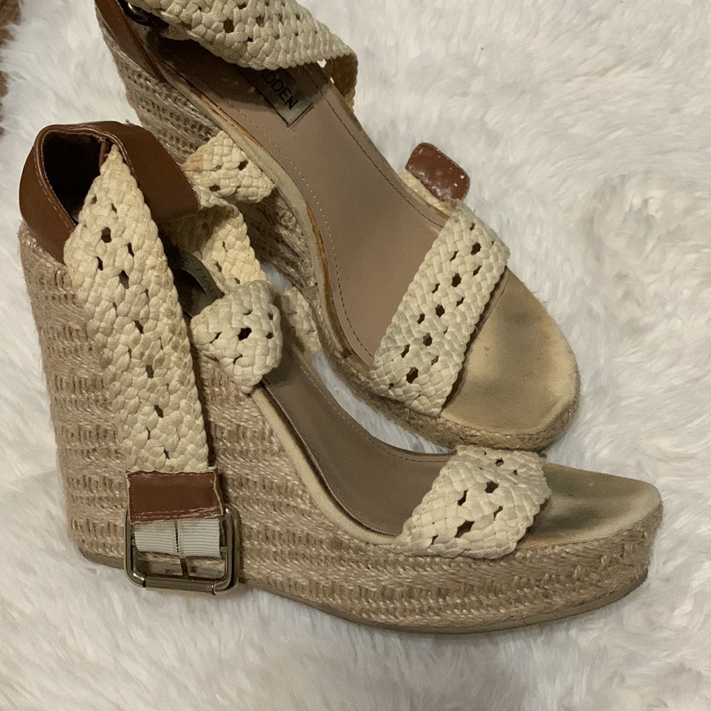 Steve Madden wedges